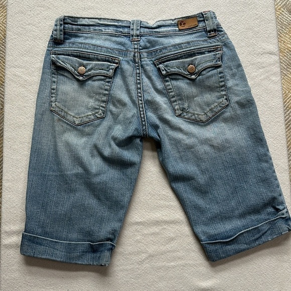 Refuge Y2K Bermuda stretch denim shorts SZ 7 - Picture 2 of 7